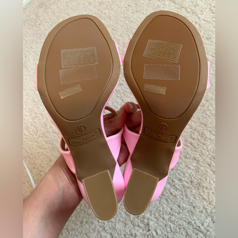 NWOB- Elegant Pink Strappy Heels - Picture 6 of 9